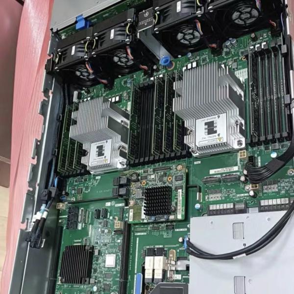 2488HV6 Server 2U Rack-mounted AI Computing Power GPU Deep Learning 2 Gold Medals 5318H 36C 2.5G Dual Power 64G 2 600G SAS